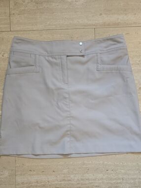 IZOD Golf Gray Leisure Skort